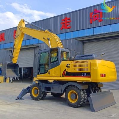8T Wheeled Excavator for Sale in Canada